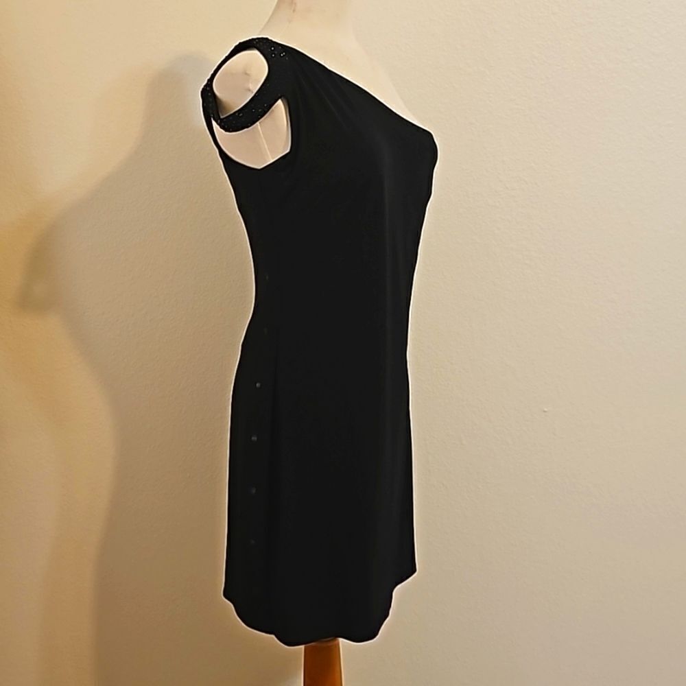 - Cache one shoulder dress size 8